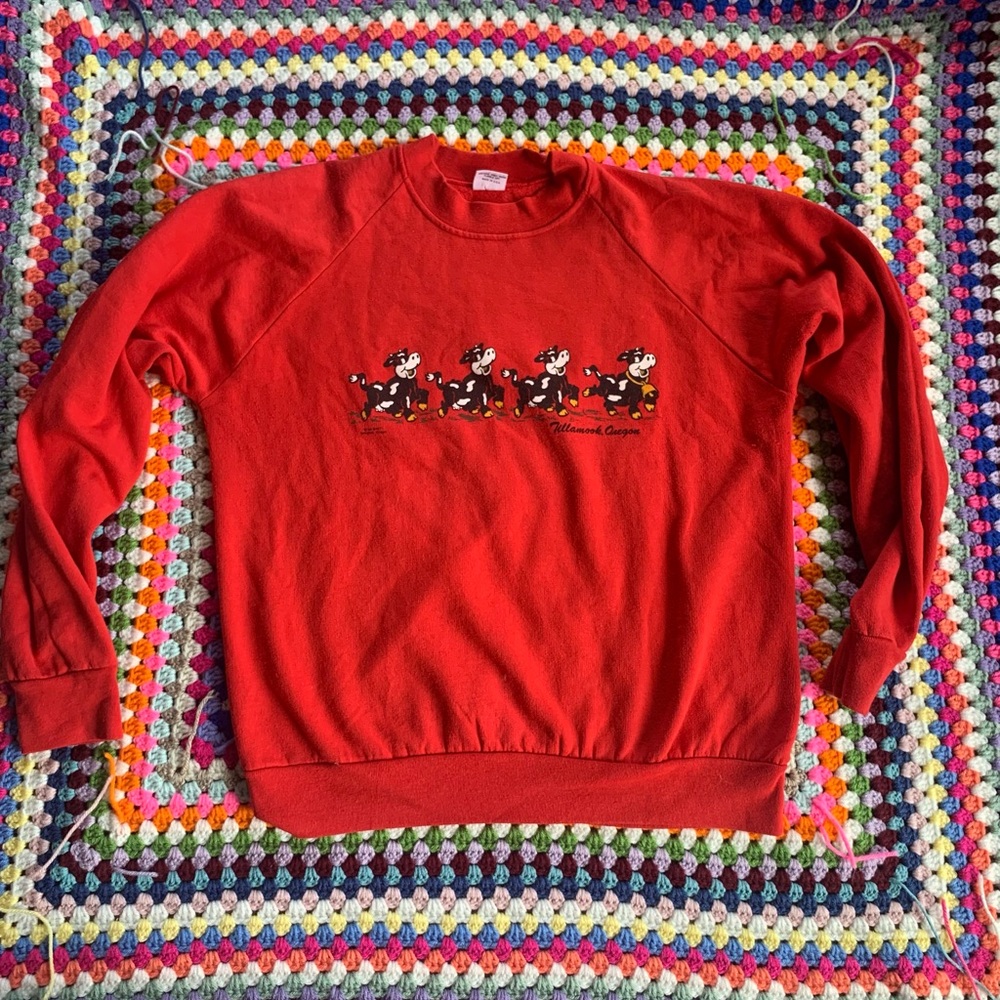 Vintage 80s Red Tillamook Oregon Cow Sweatshirt - Large L
